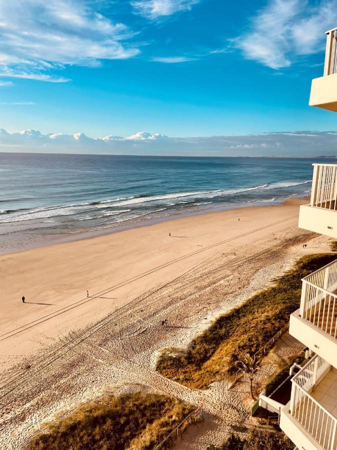 Absolutely Stunning! On The Beach !!! Gold Coast Exterior photo