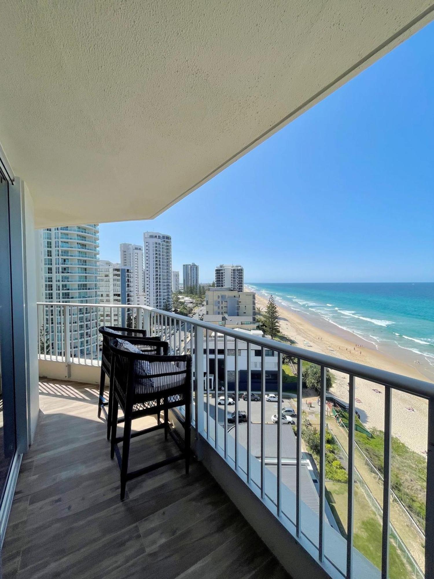 Absolutely Stunning! On The Beach !!! Gold Coast Exterior photo