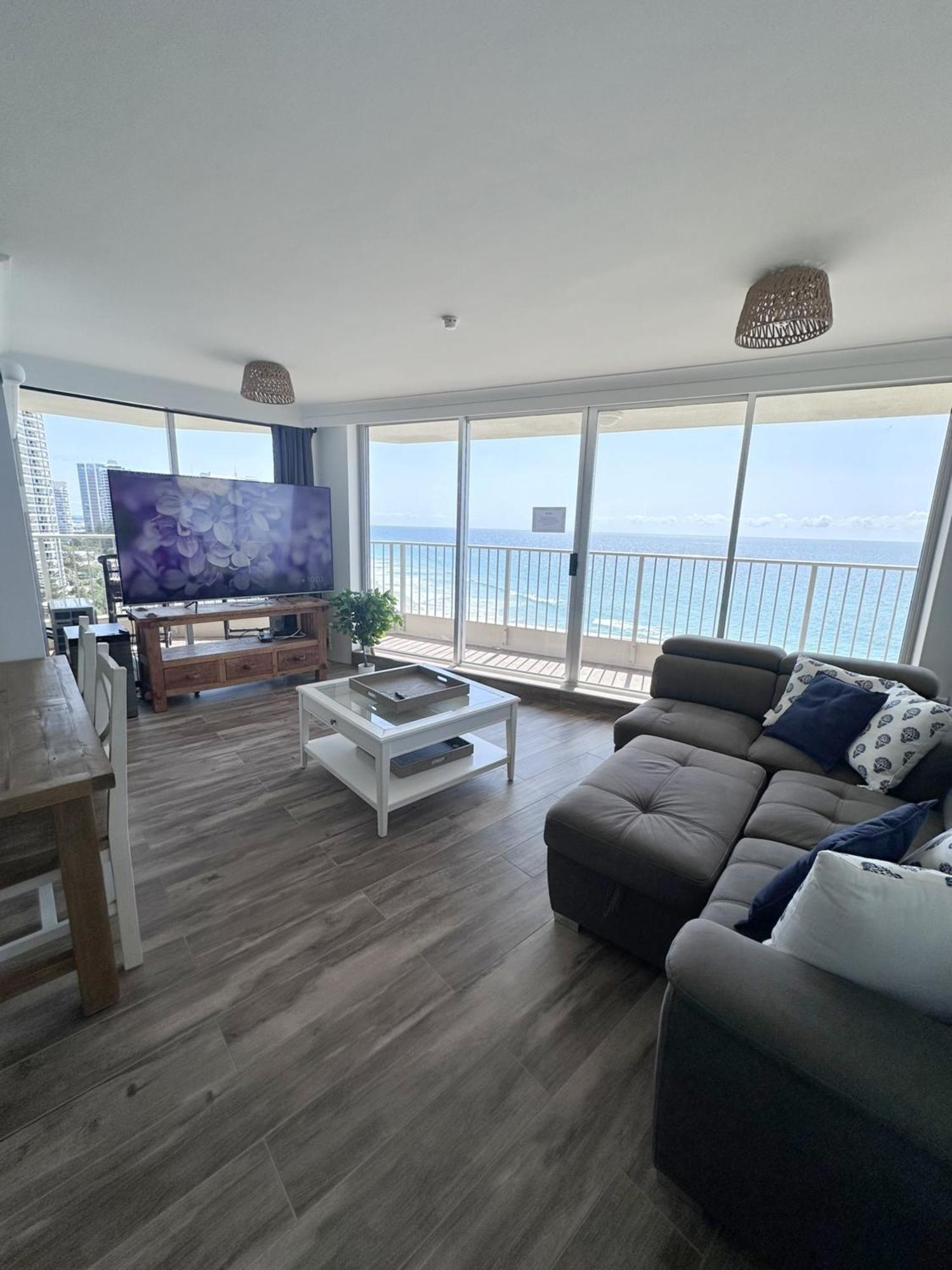 Absolutely Stunning! On The Beach !!! Gold Coast Exterior photo